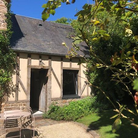 Le Clos Du Mont Jarry Le Val-Saint-Pere Luaran gambar