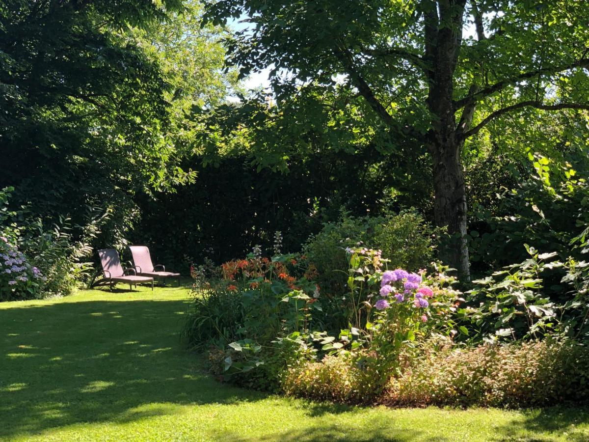 Le Clos Du Mont Jarry Le Val-Saint-Pere Luaran gambar